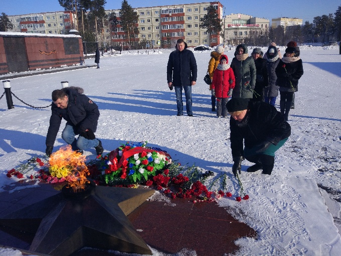 В Когалыме прошла акция "Защитим память героев"