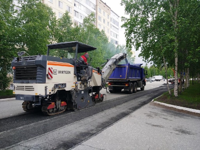 В Когалыме начался ремонт дорог