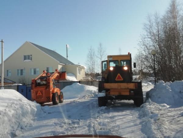 Снегоуборочные работы в Когалыме продолжаются