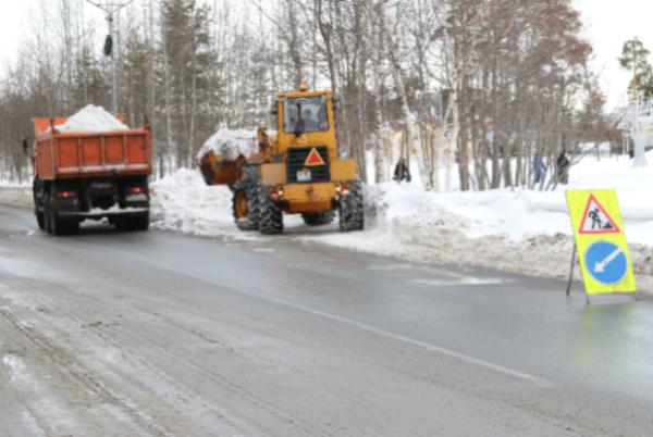 За три дня из города вывезено более 8 тыс. кубометров снега