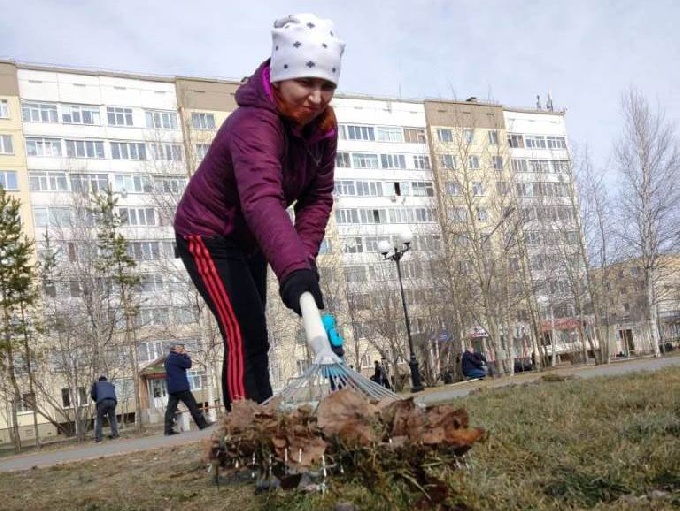 Когалымчане снова вышли на массовую уборку